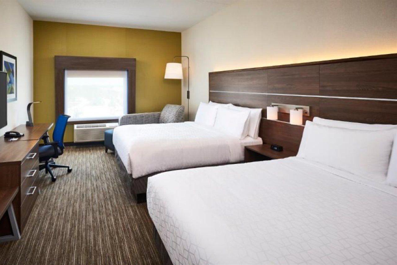Holiday Inn Express - Sarnia - Point Edward By Ihg Bagian luar foto
