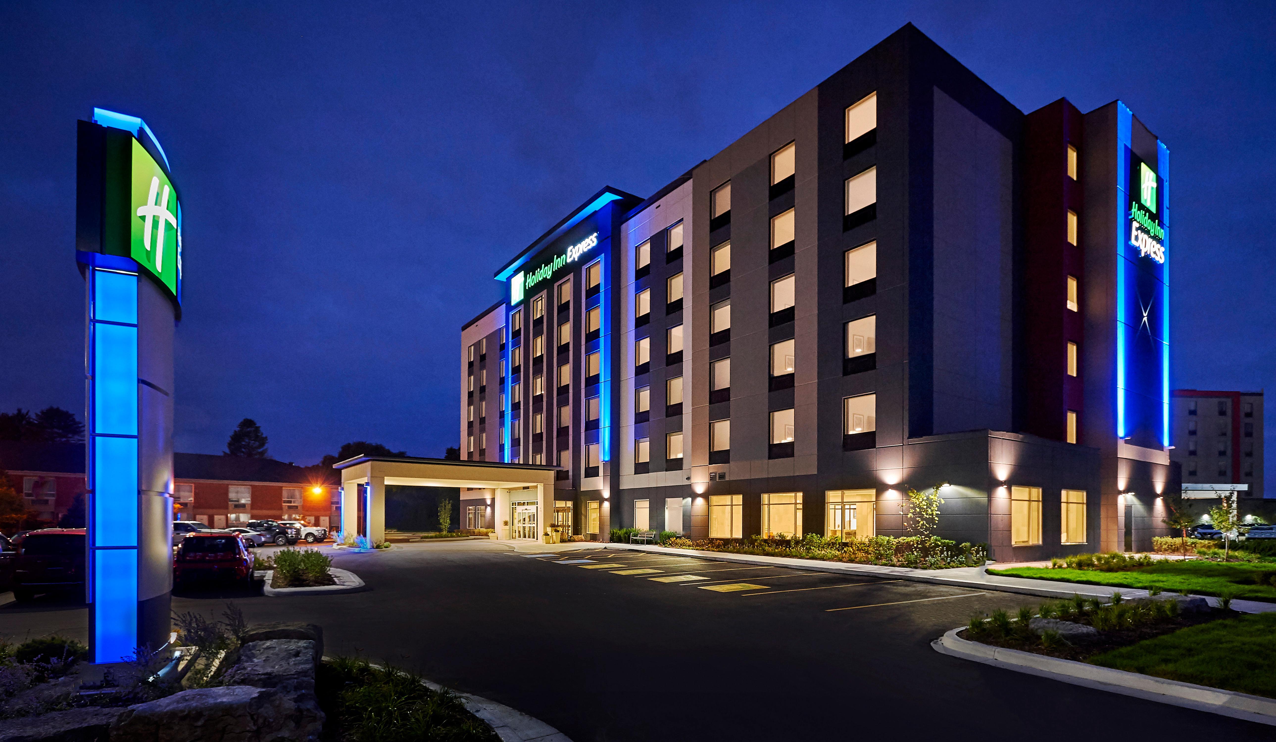 Holiday Inn Express - Sarnia - Point Edward By Ihg Bagian luar foto